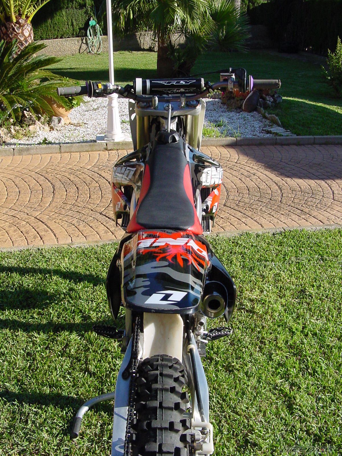 Photo 1485098