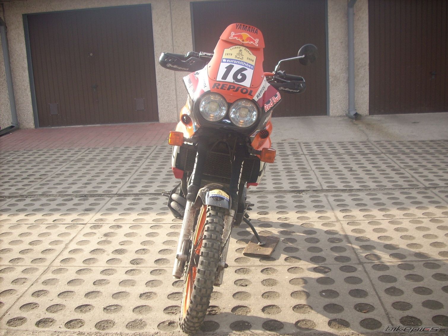 Photo 1485196