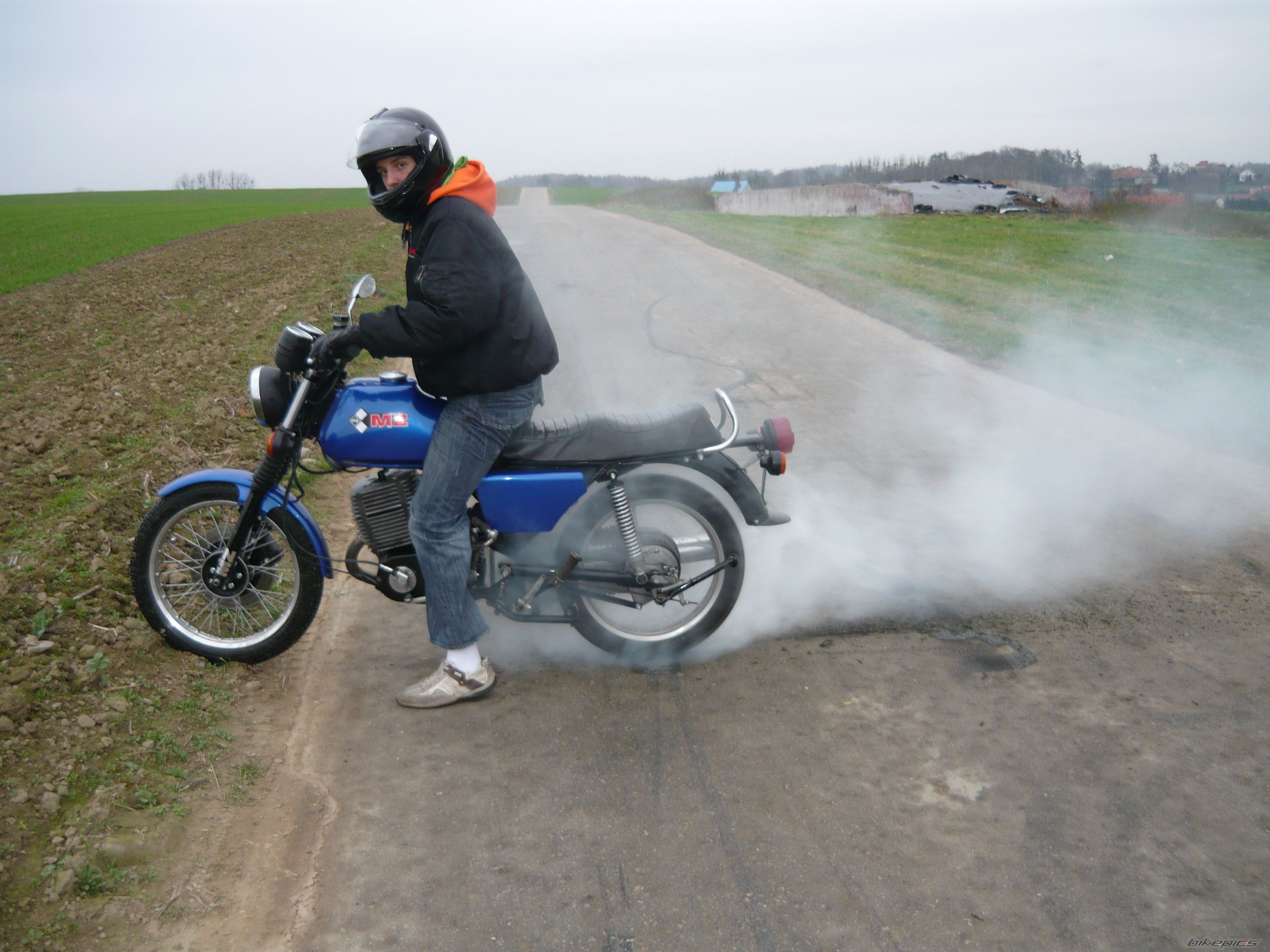 Bike Photo 1485439