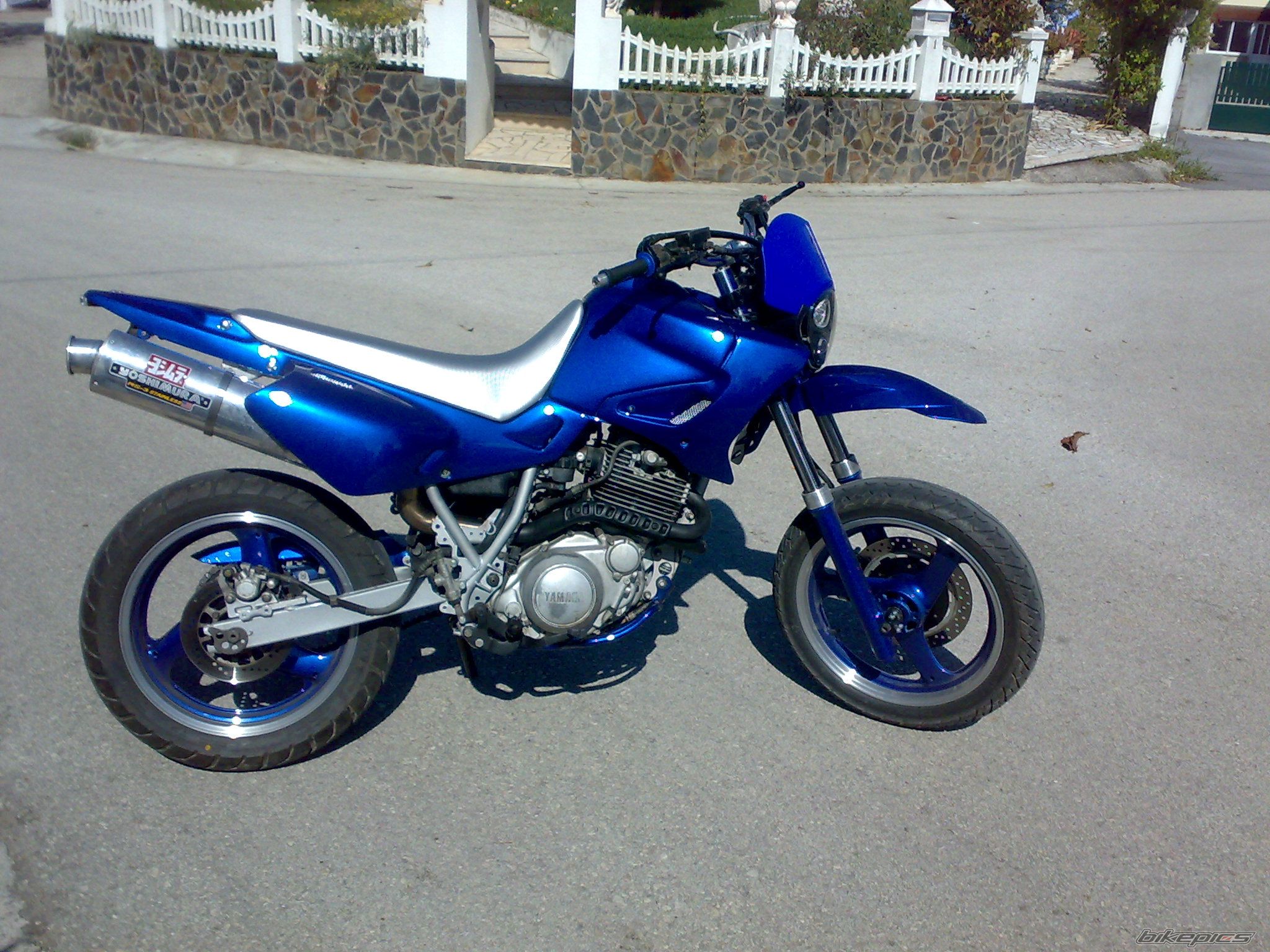 Photo 1485598