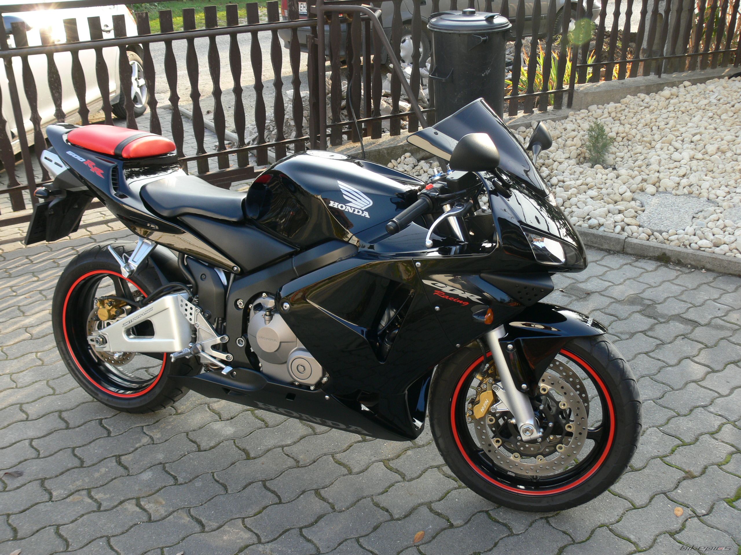 Photo 1485689