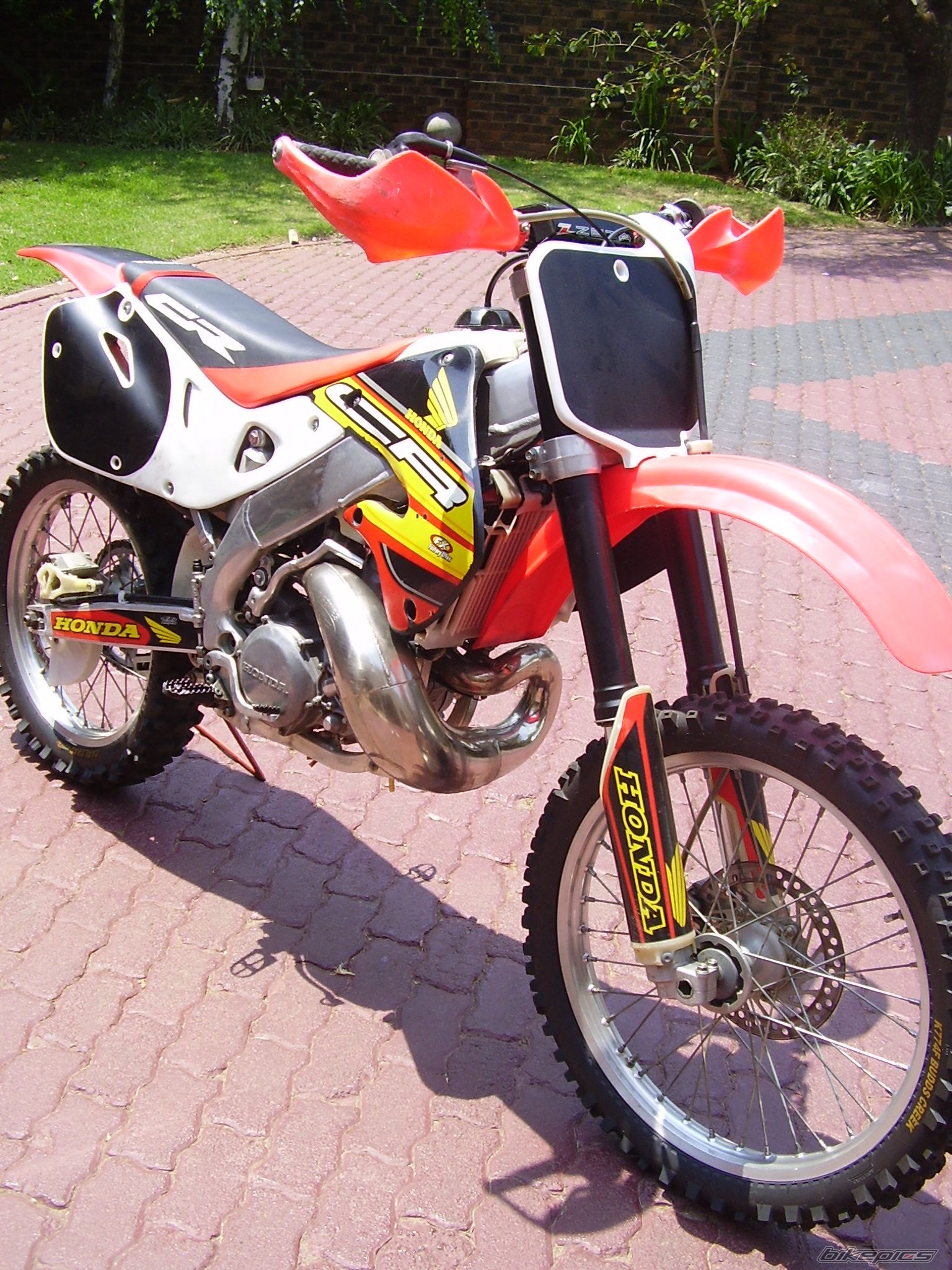 Photo 1485692
