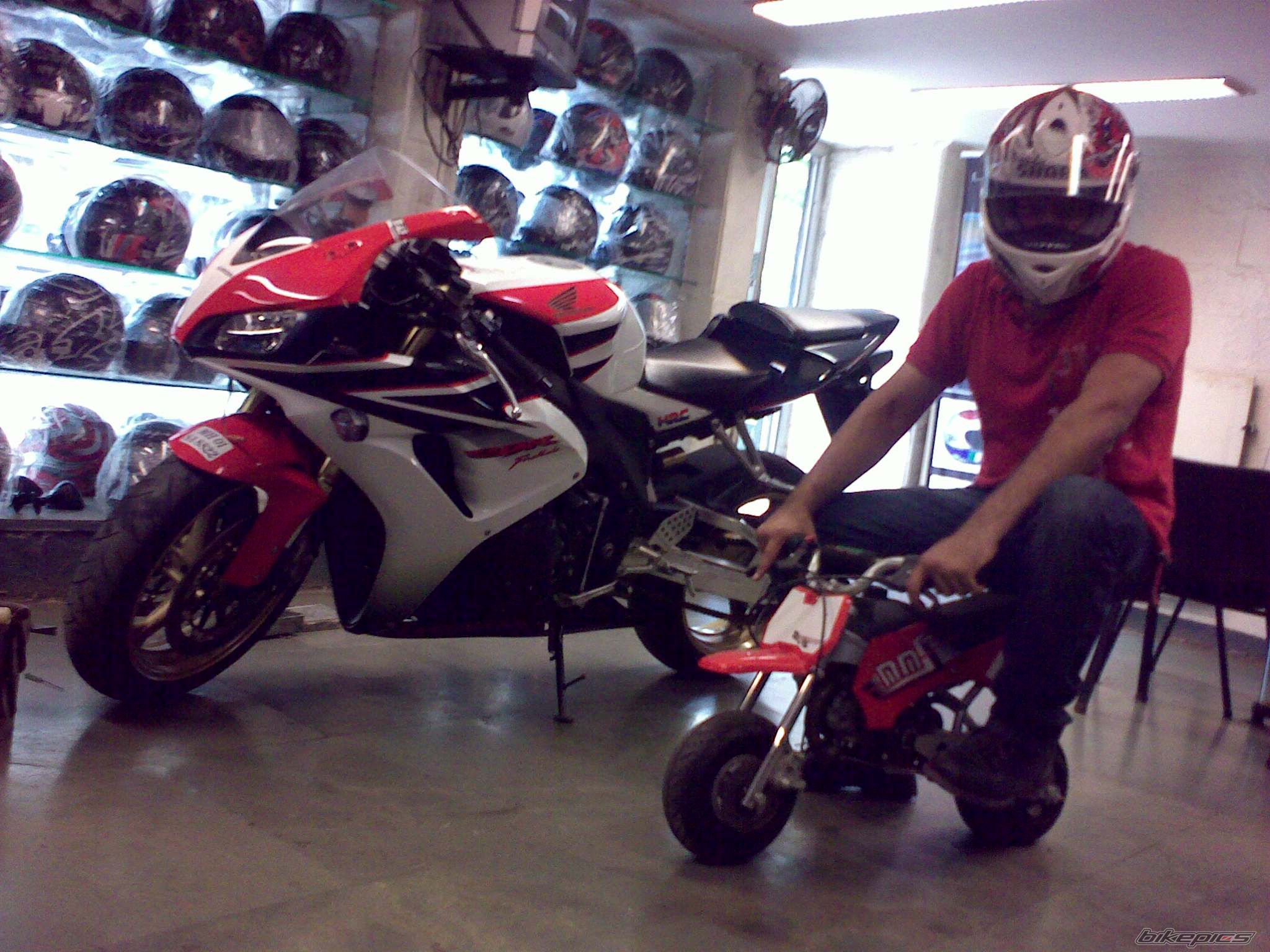 Photo 1485918