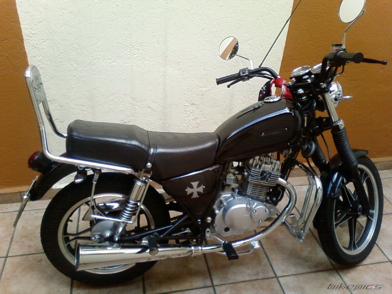 Photo 1485983