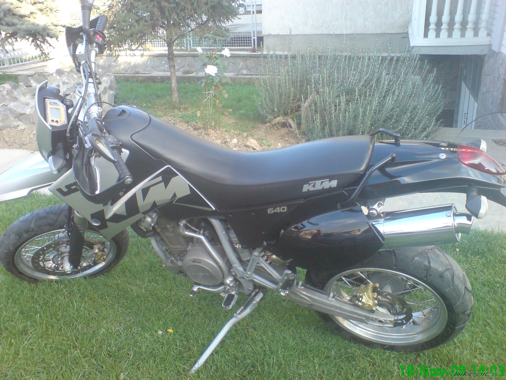 Photo 1486627