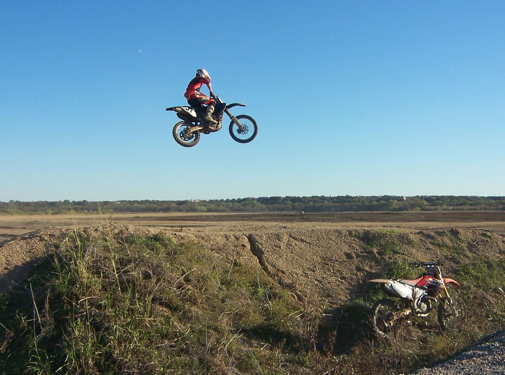 Photo 1486976