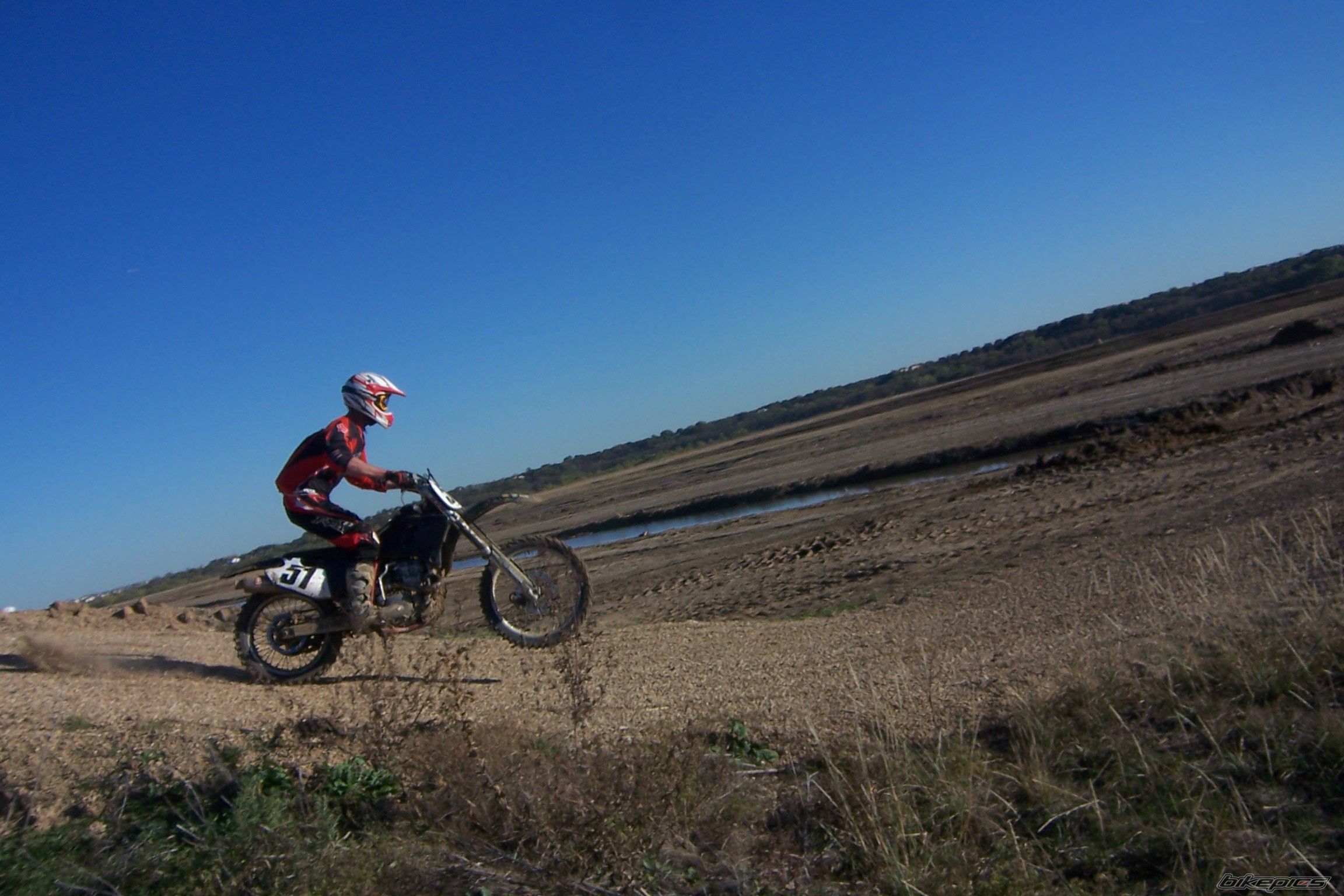 Photo 1486980