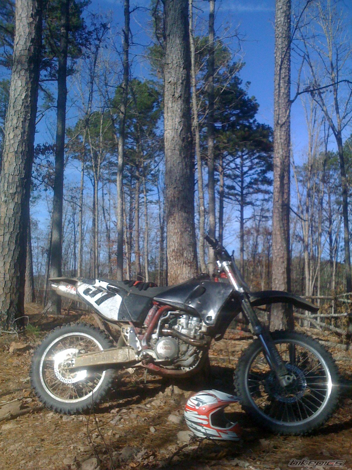 Photo 1486998