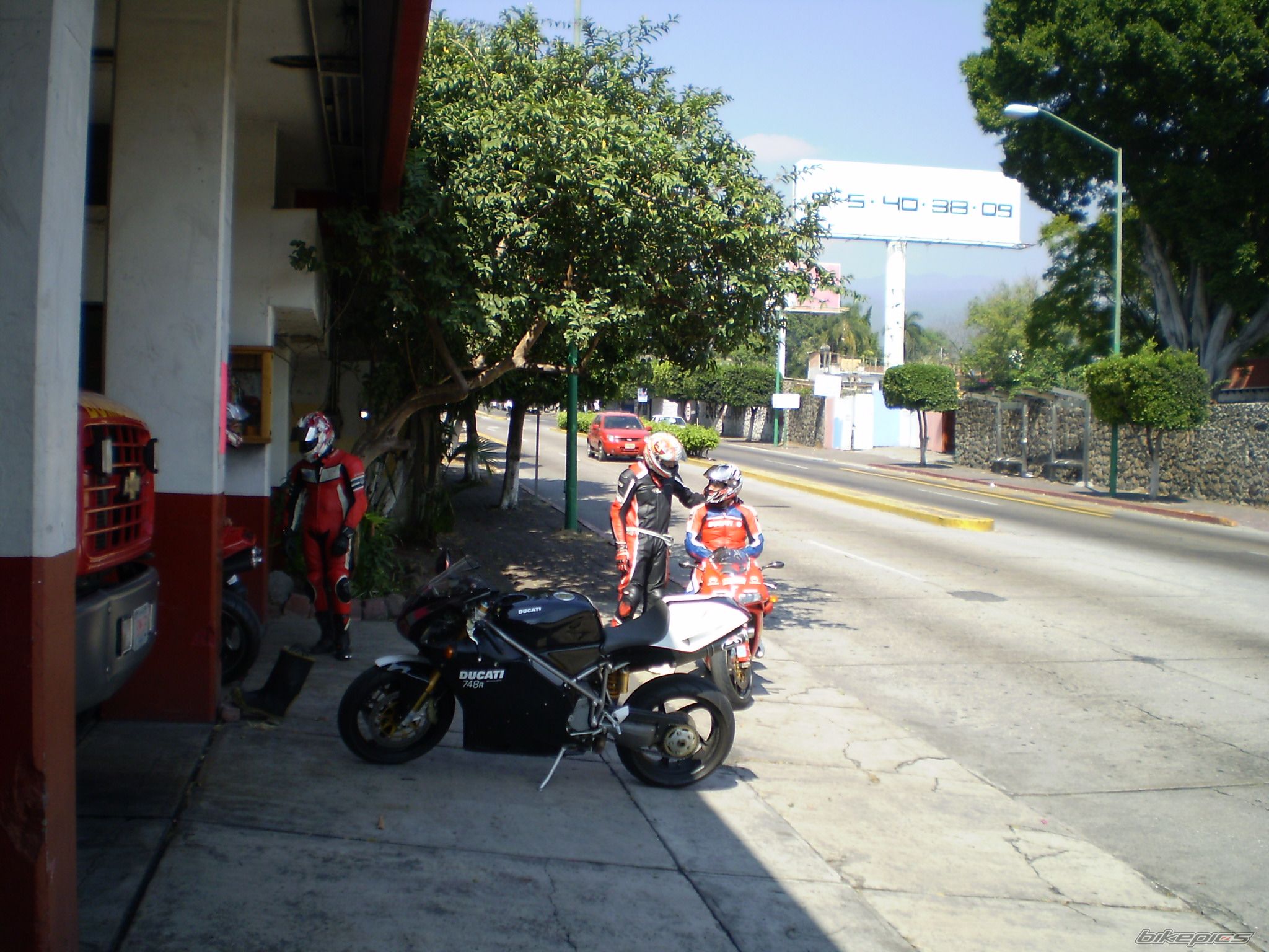 Bike Photo 1487005