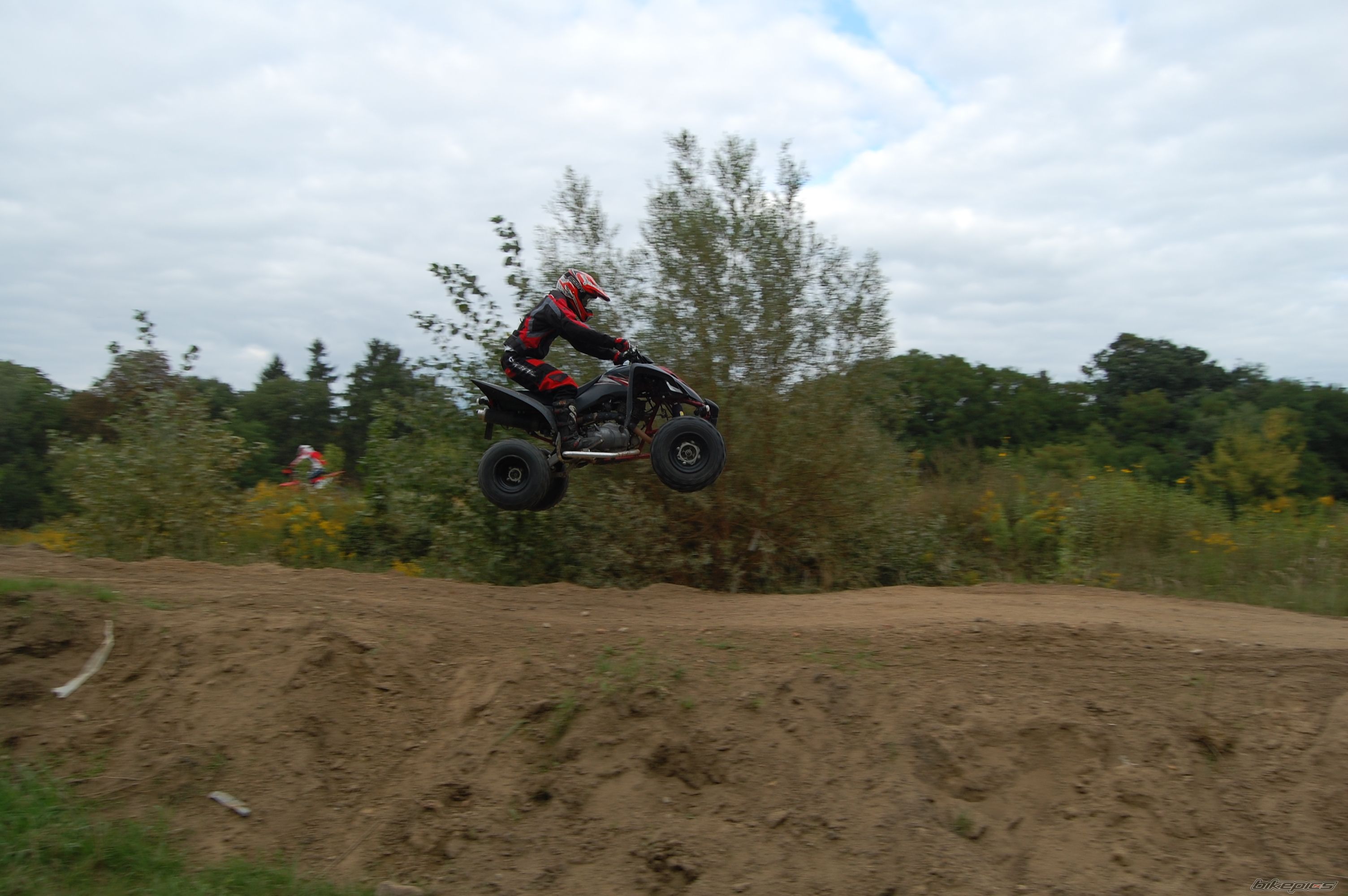 Photo 1487074
