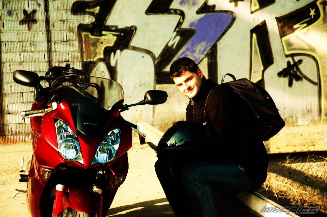 Photo 1487136