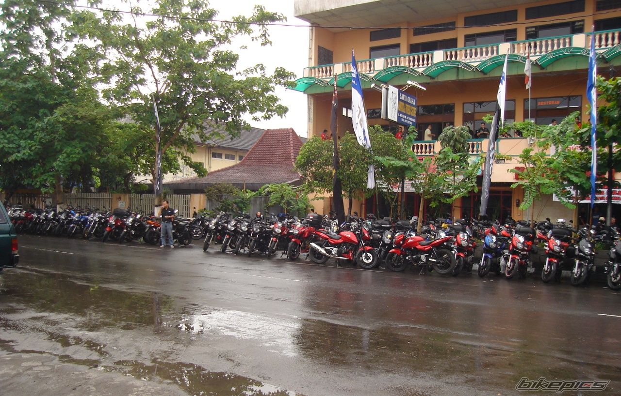 Photo 1487213