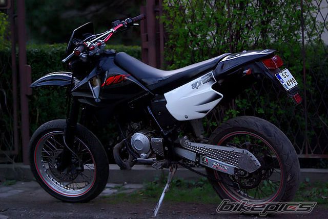 Photo 1487744