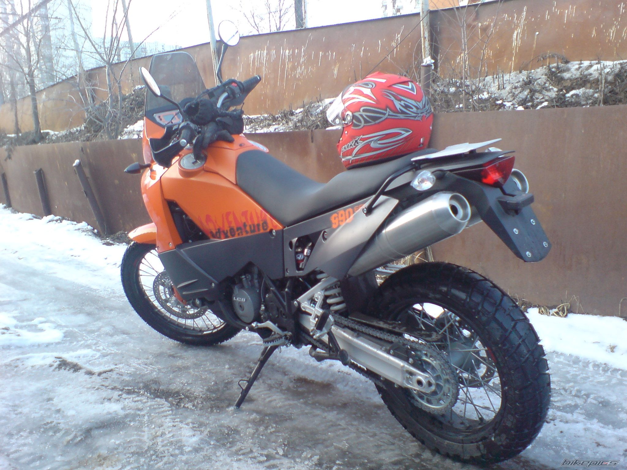 Photo 1487818