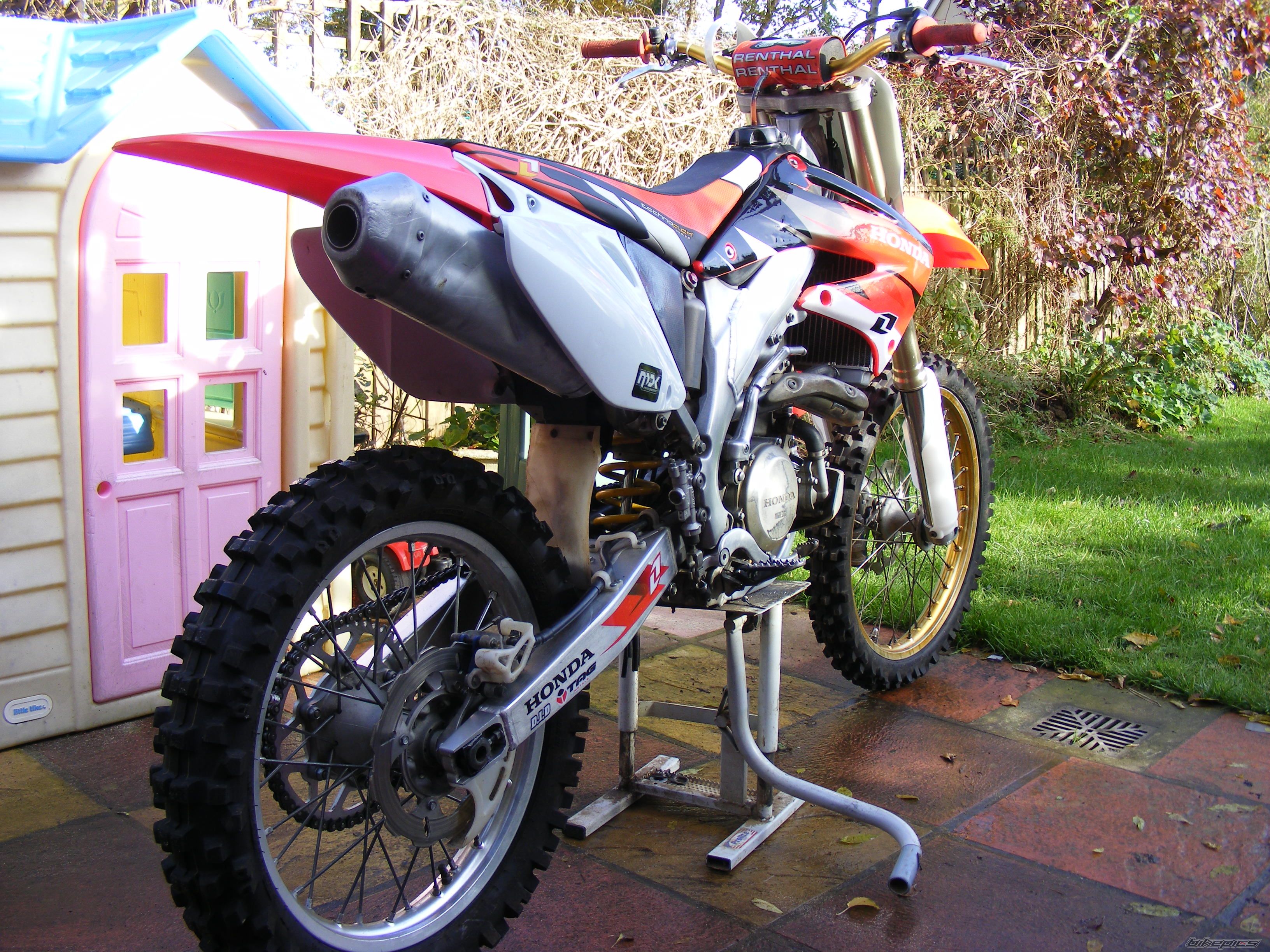 Photo 1487874