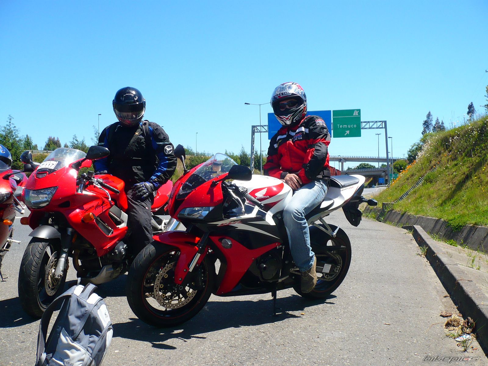 Photo 1488672