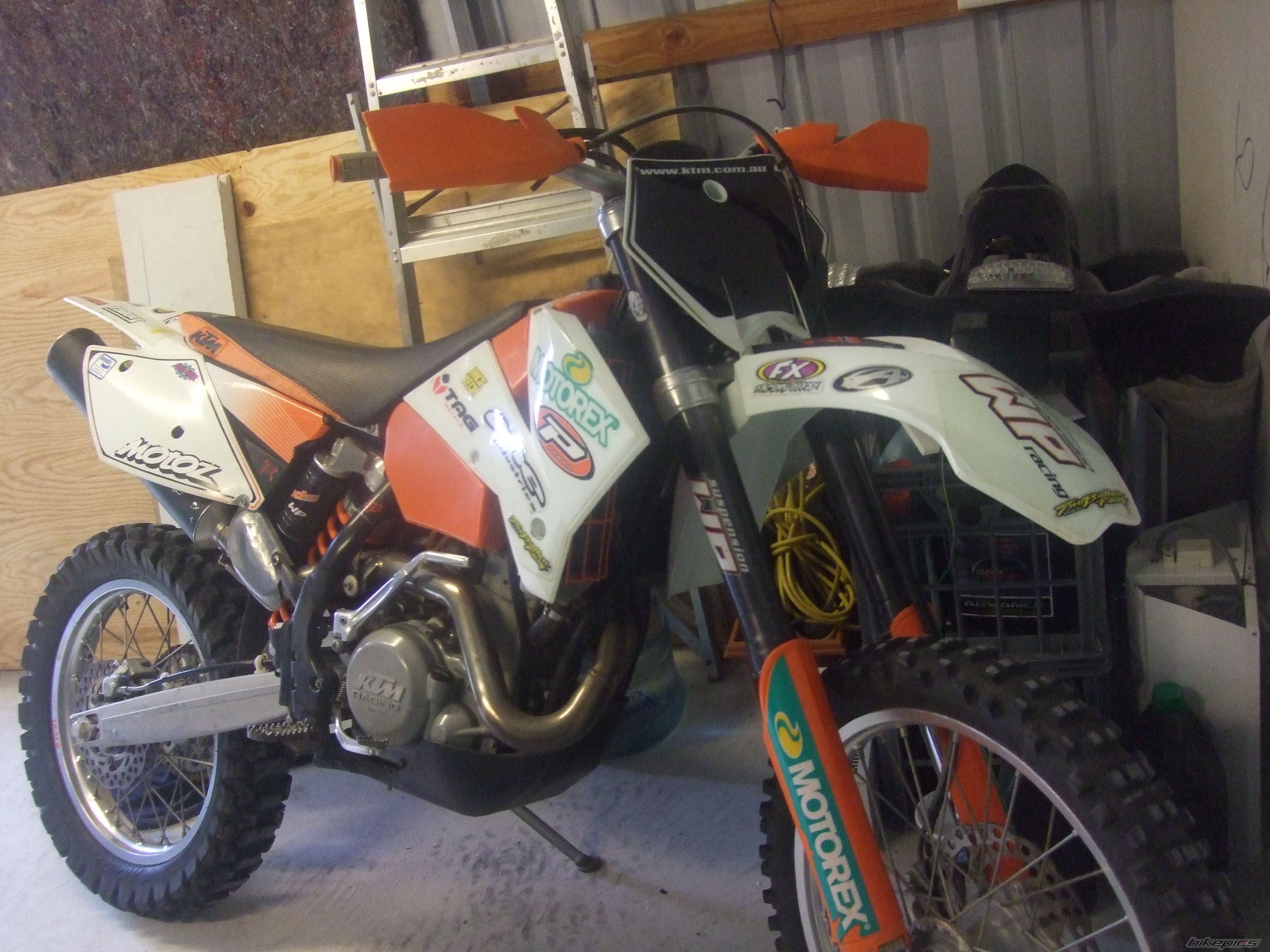 Photo 1488933