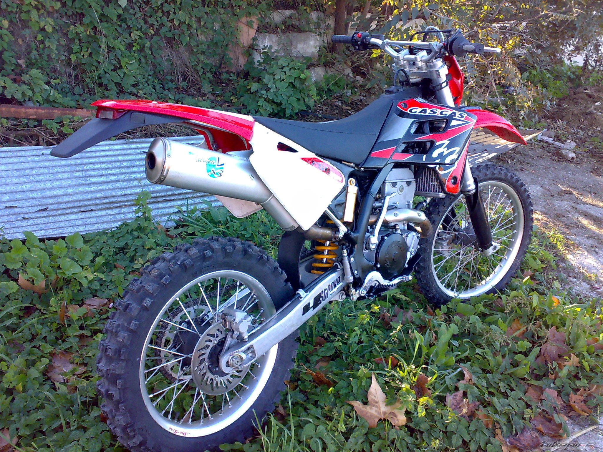 Photo 1489177