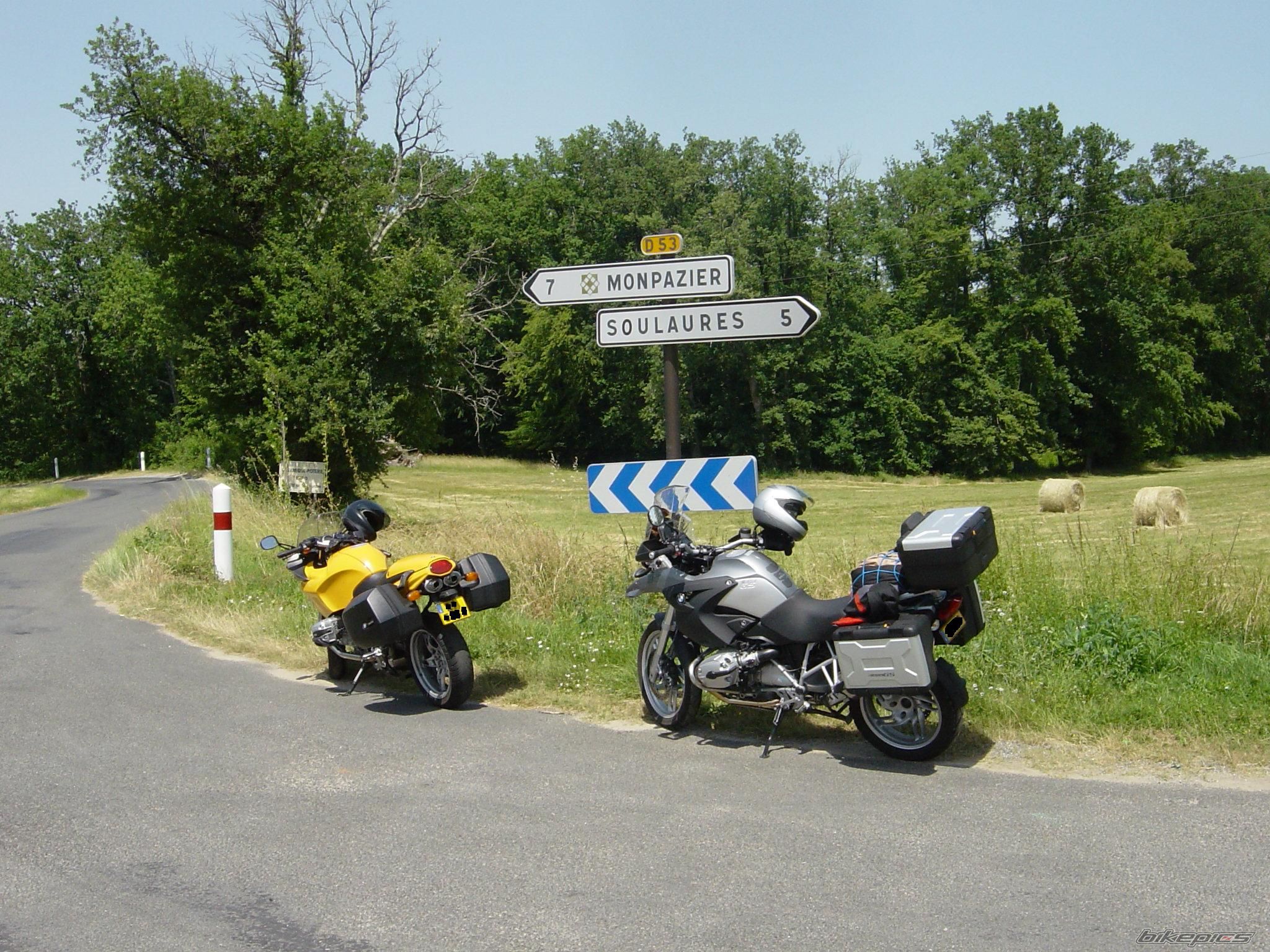 Photo 1489246