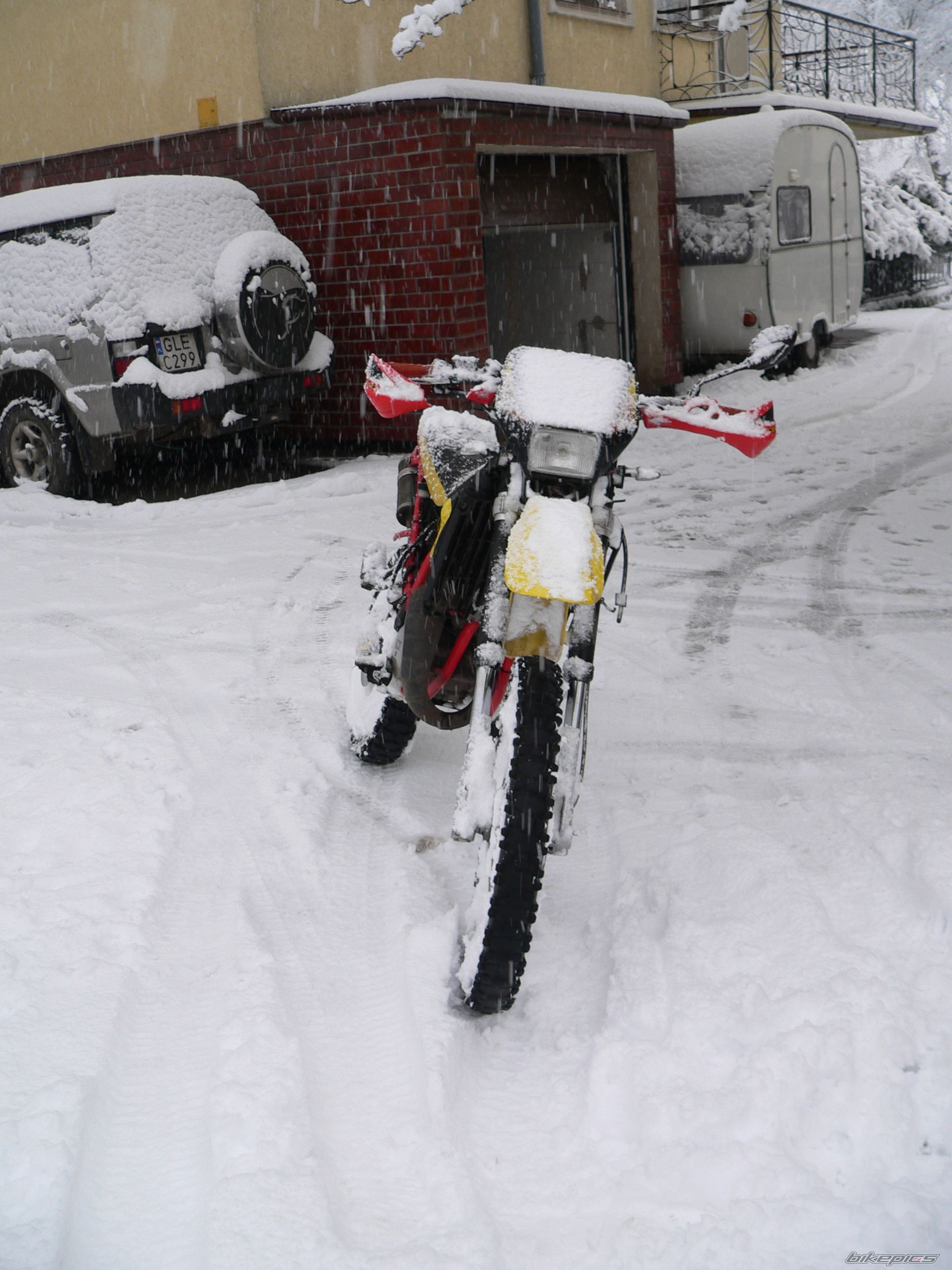 Photo 1489359