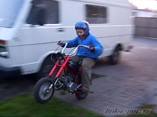 Photo 1489403