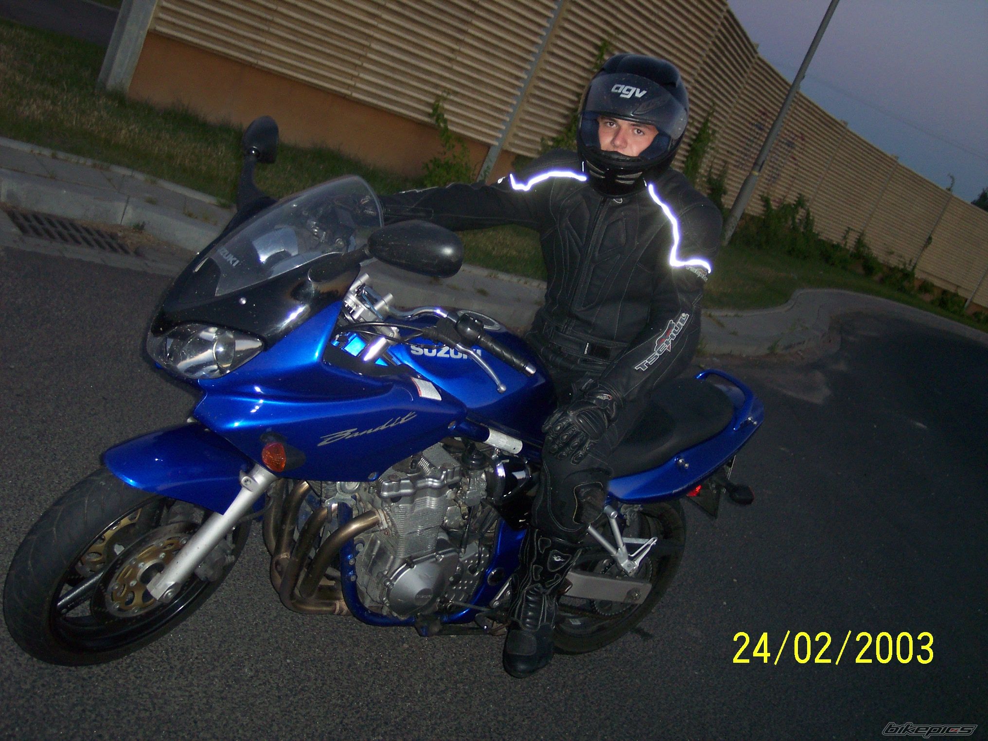 Photo 1489588