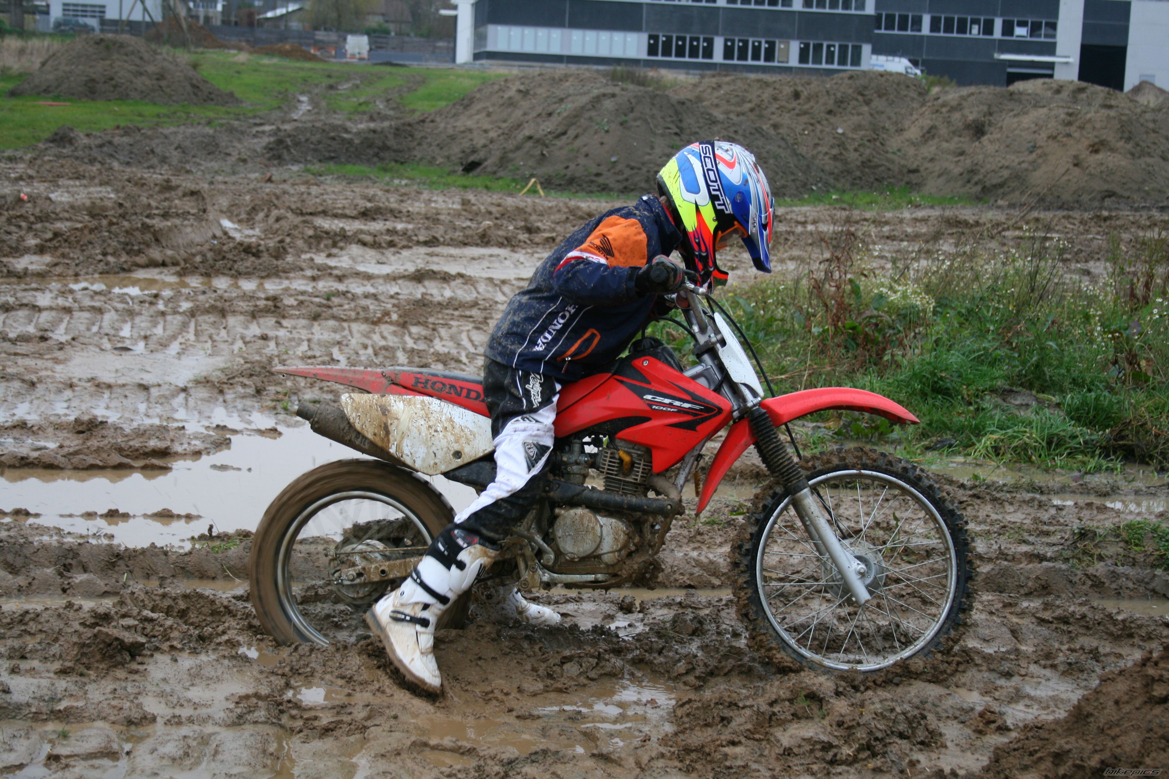 Photo 1489918