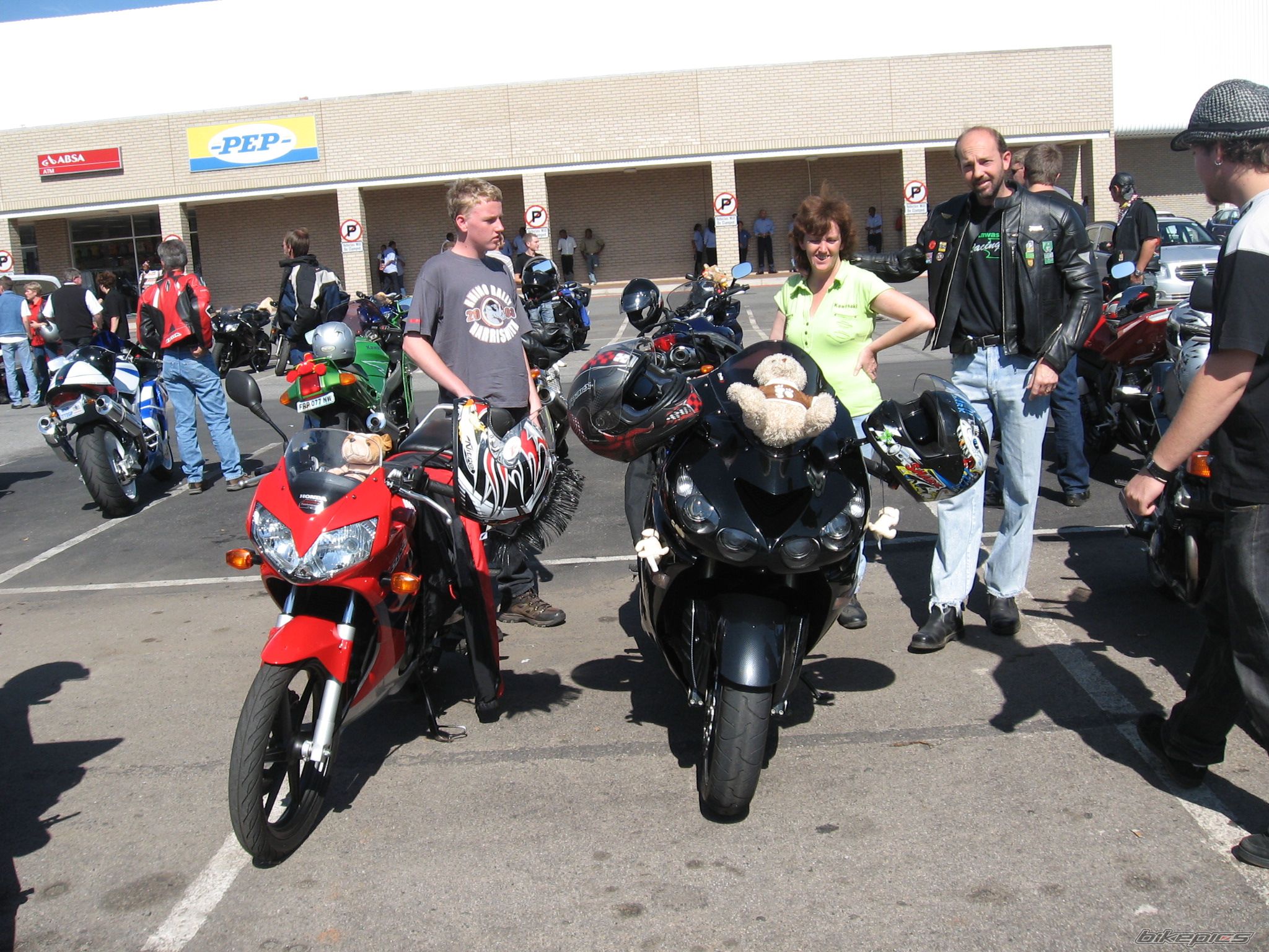 Photo 1490674