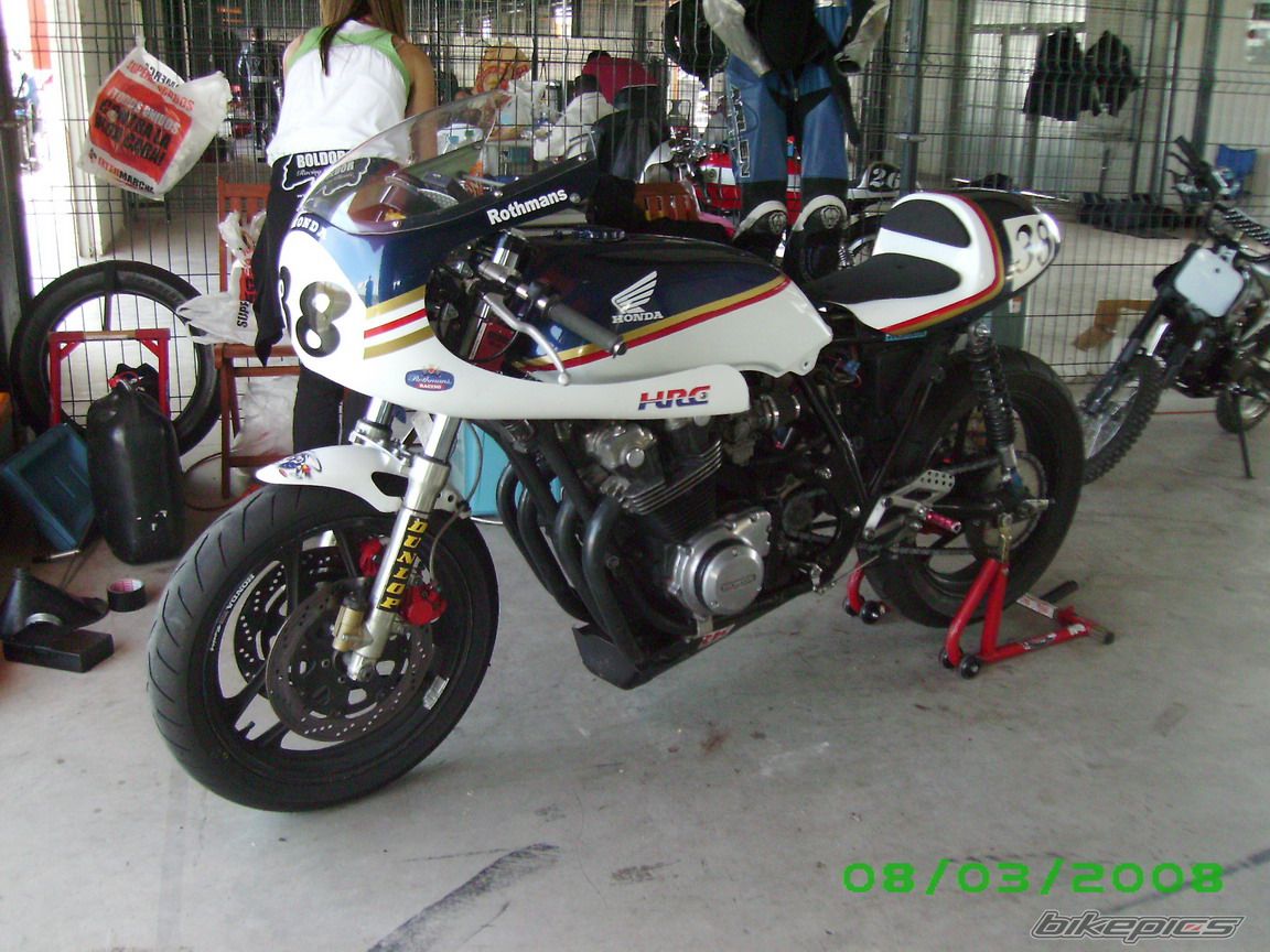 Photo 1490939