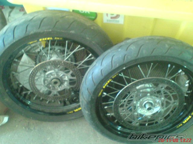 Photo 1491854