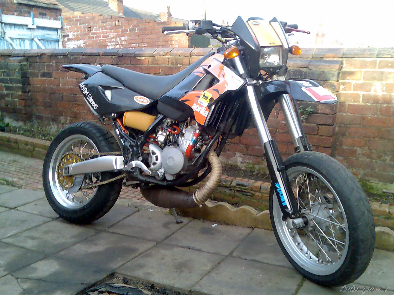 Photo 1491883