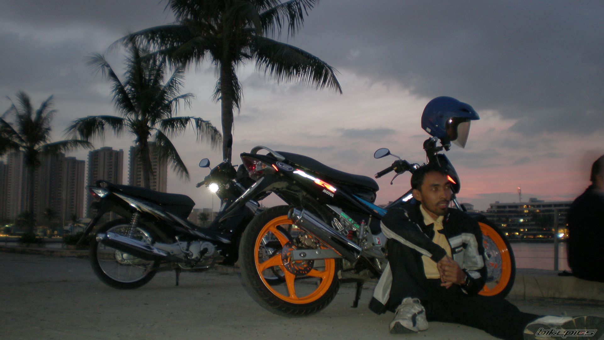 Bike Photo 1492079