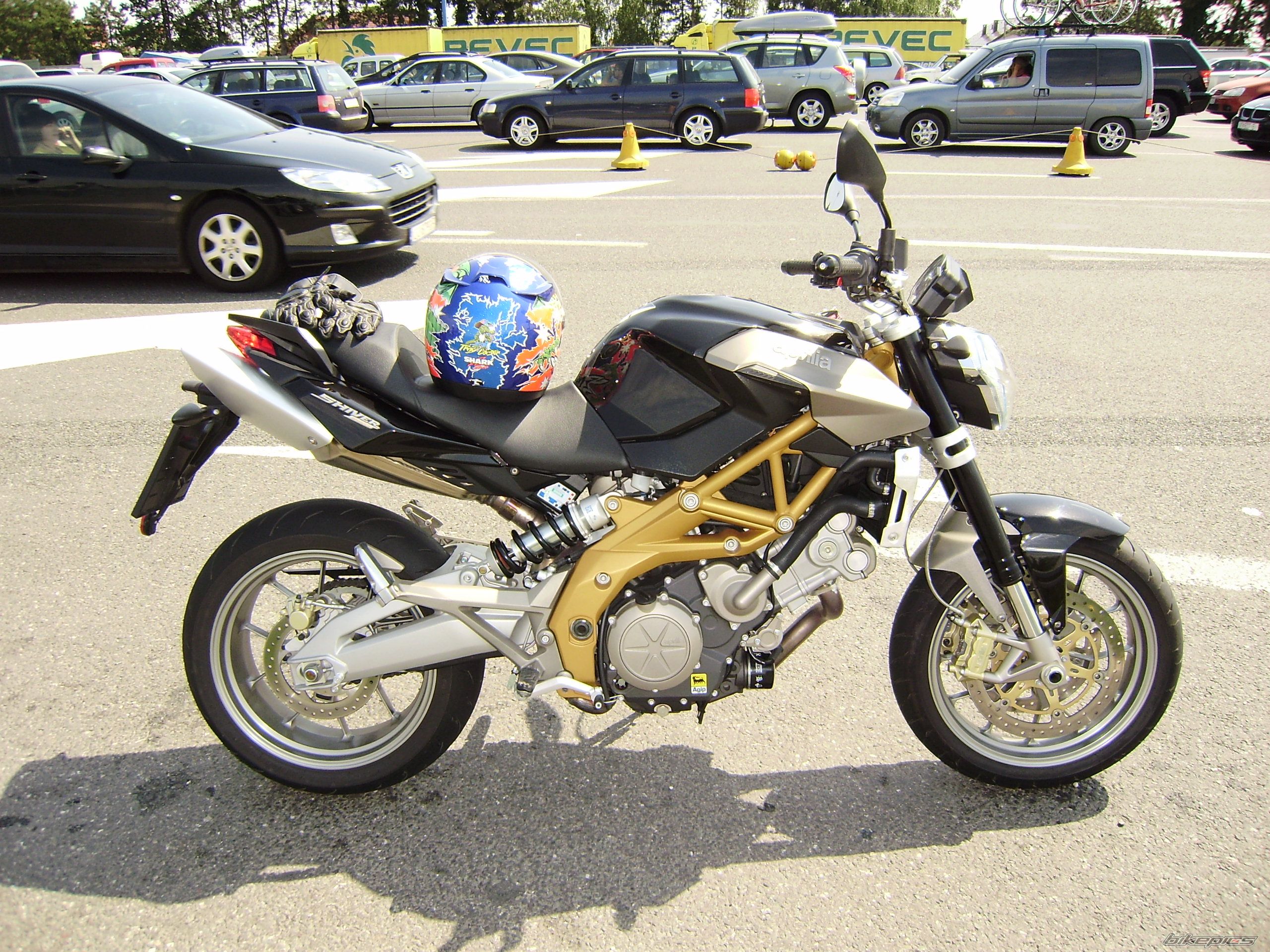 Photo 1492520