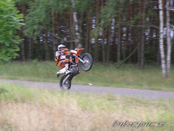 Photo 1492607