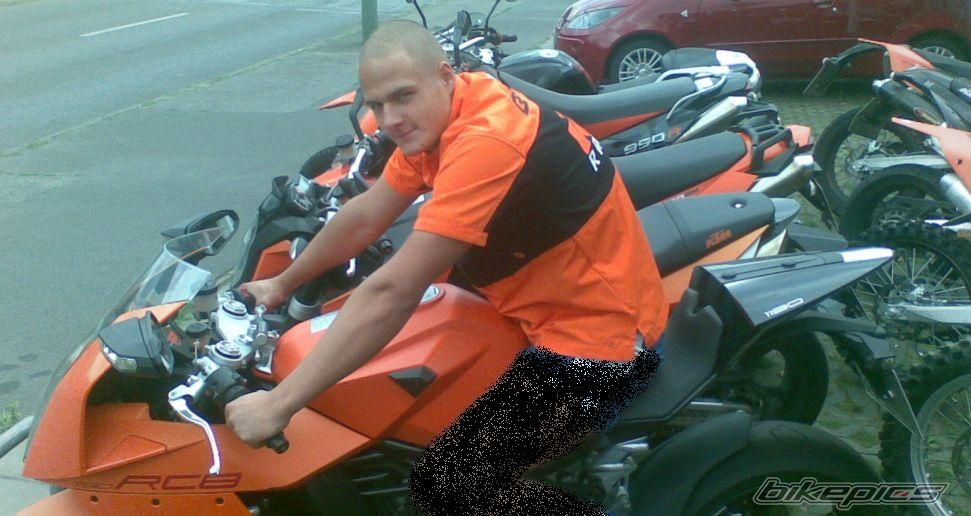 Photo 1492612