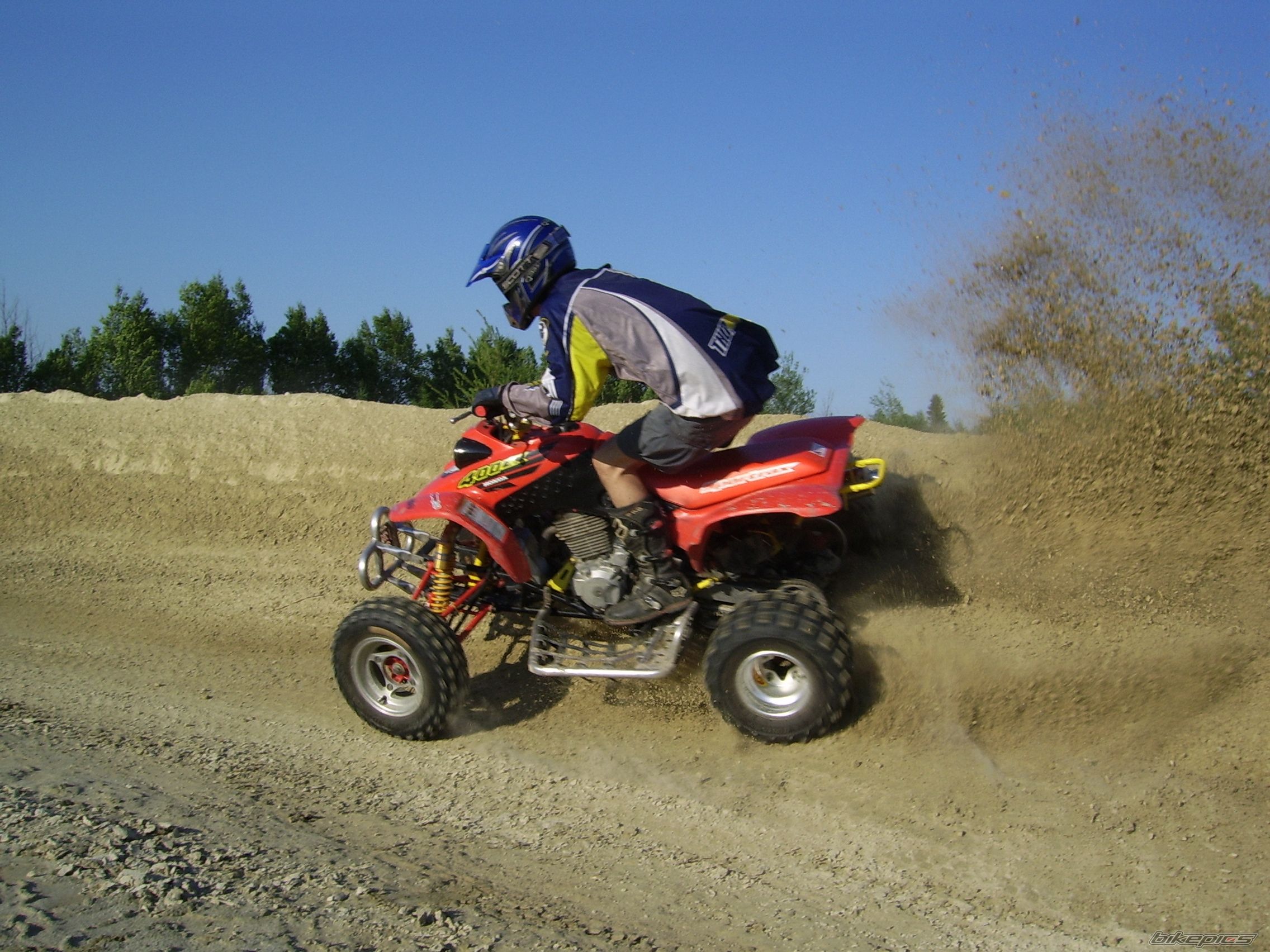 Photo 1492716
