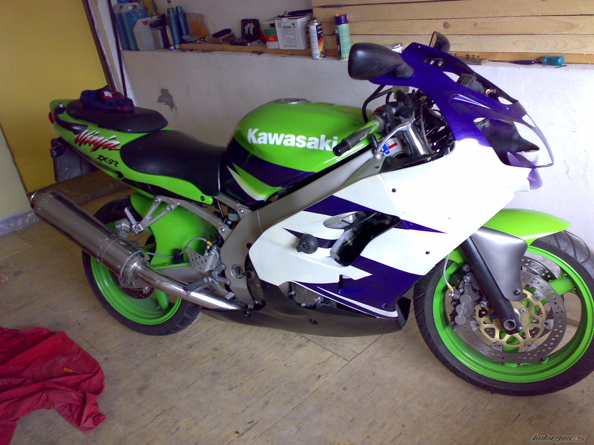 Photo 1493052