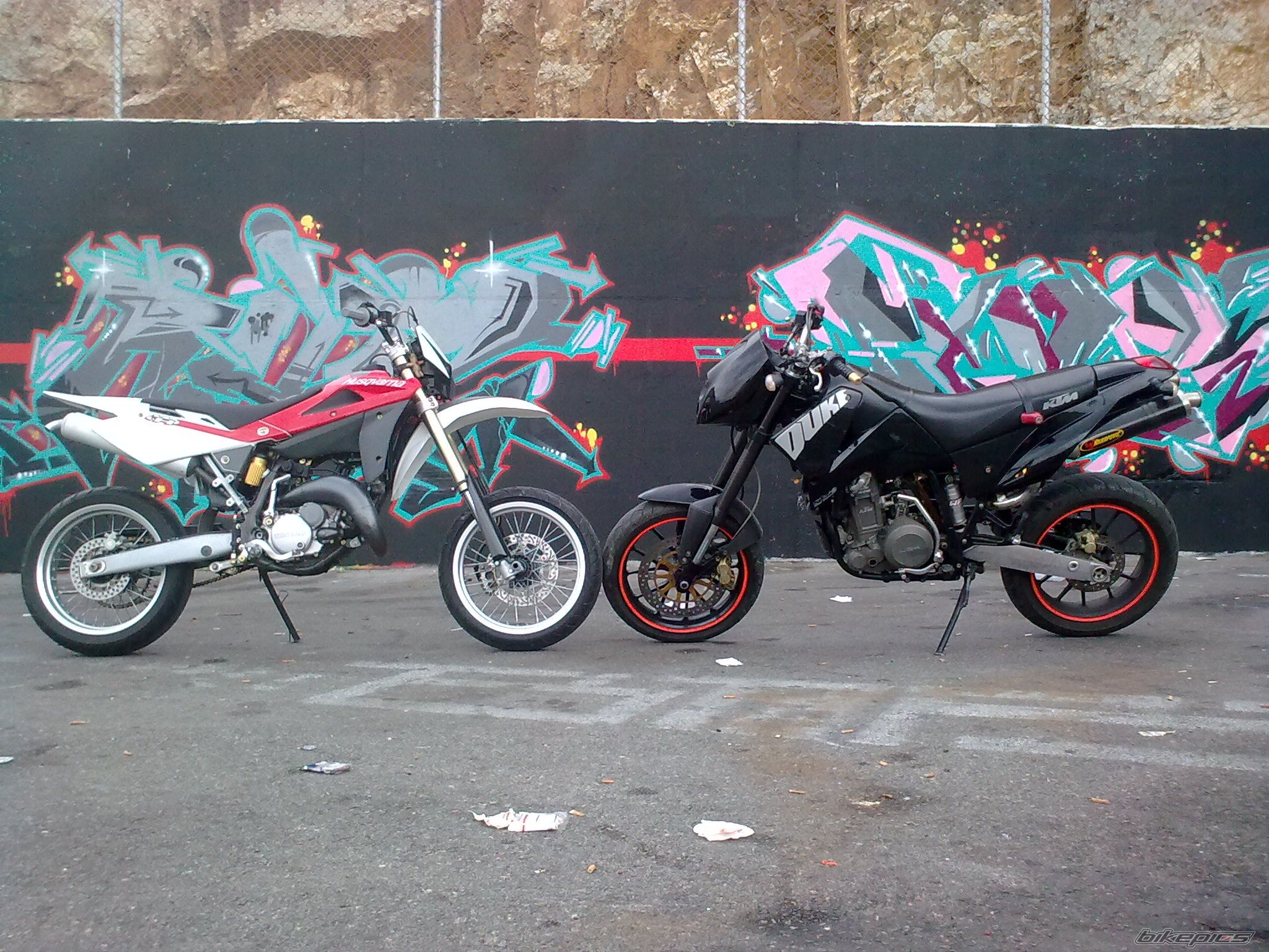 Photo 1493142
