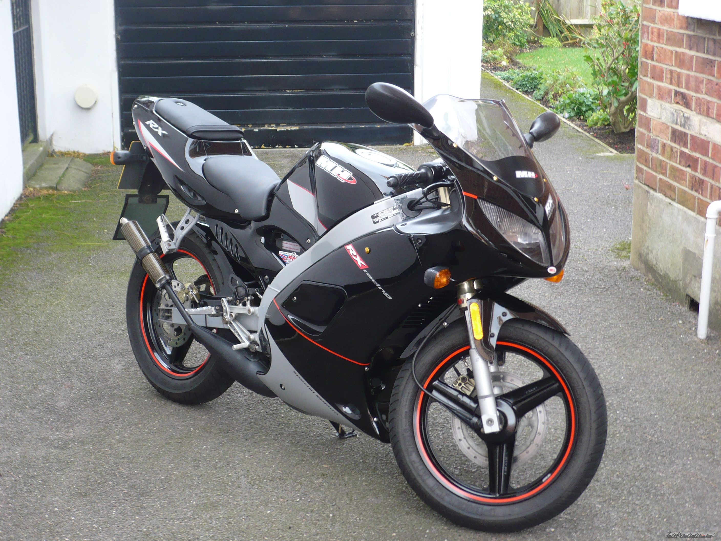 Photo 1493282