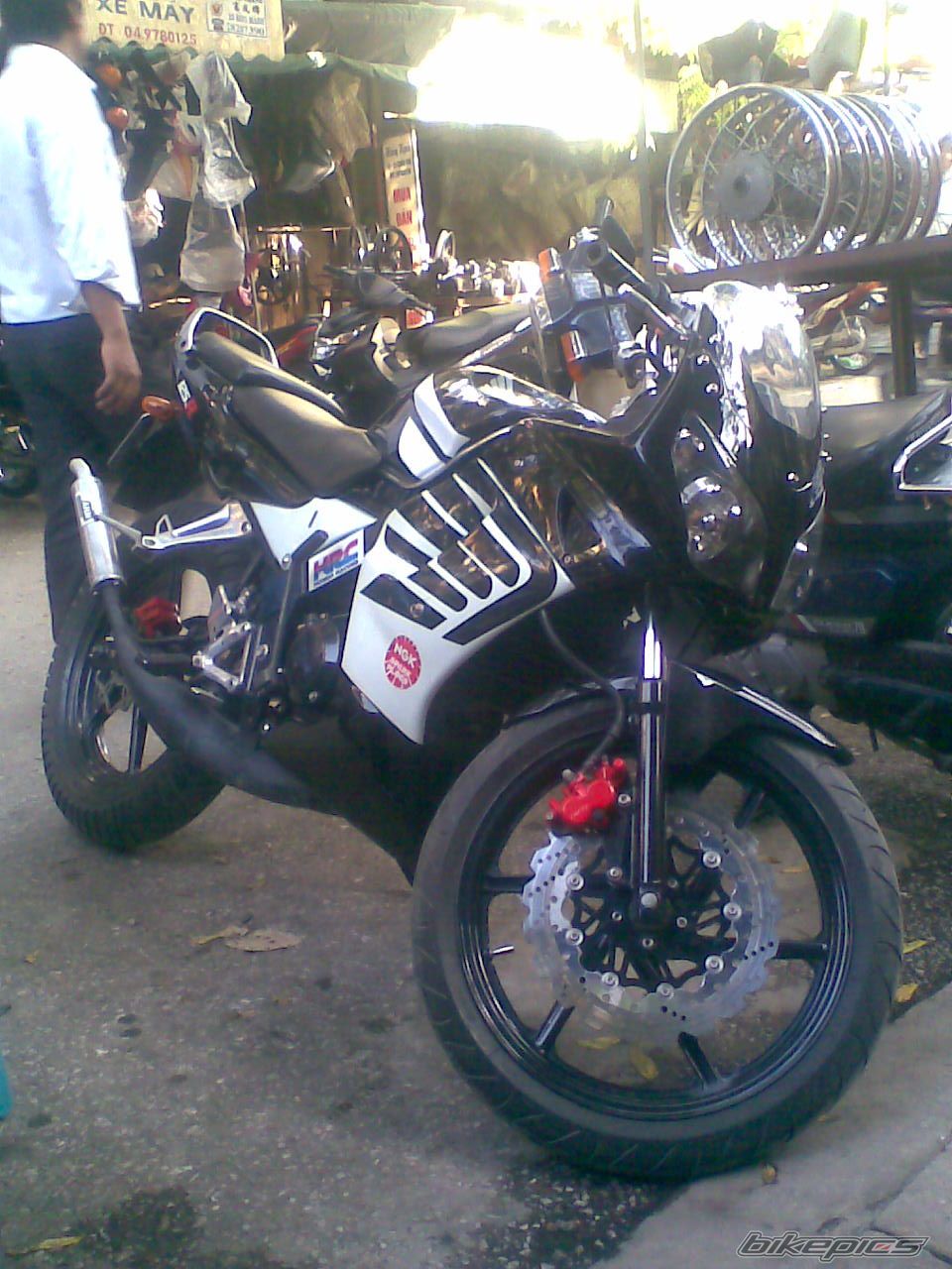 Photo 1493426