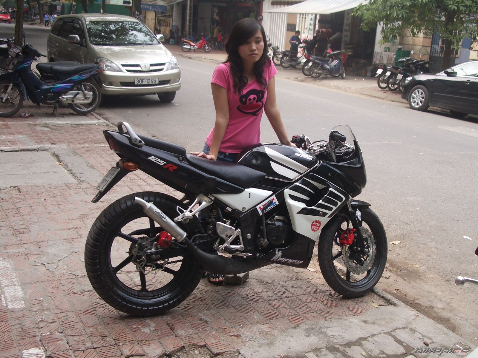 Photo 1493444