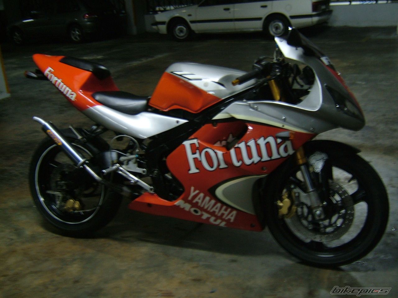 Photo 1493472