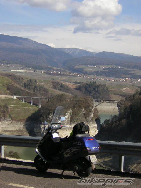 Photo 1493651