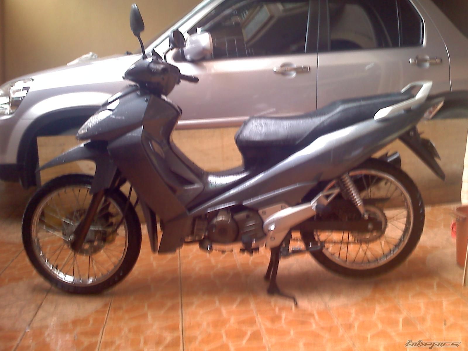 Photo 1493674
