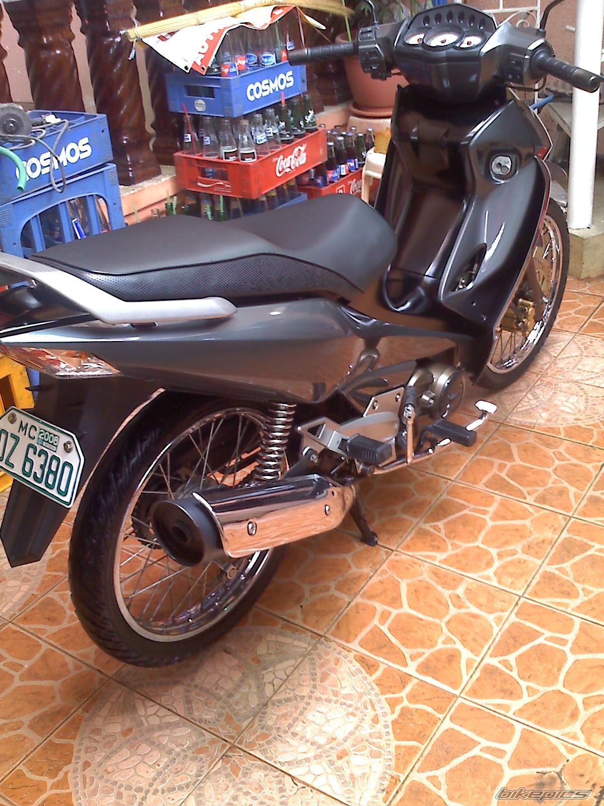 Photo 1493676