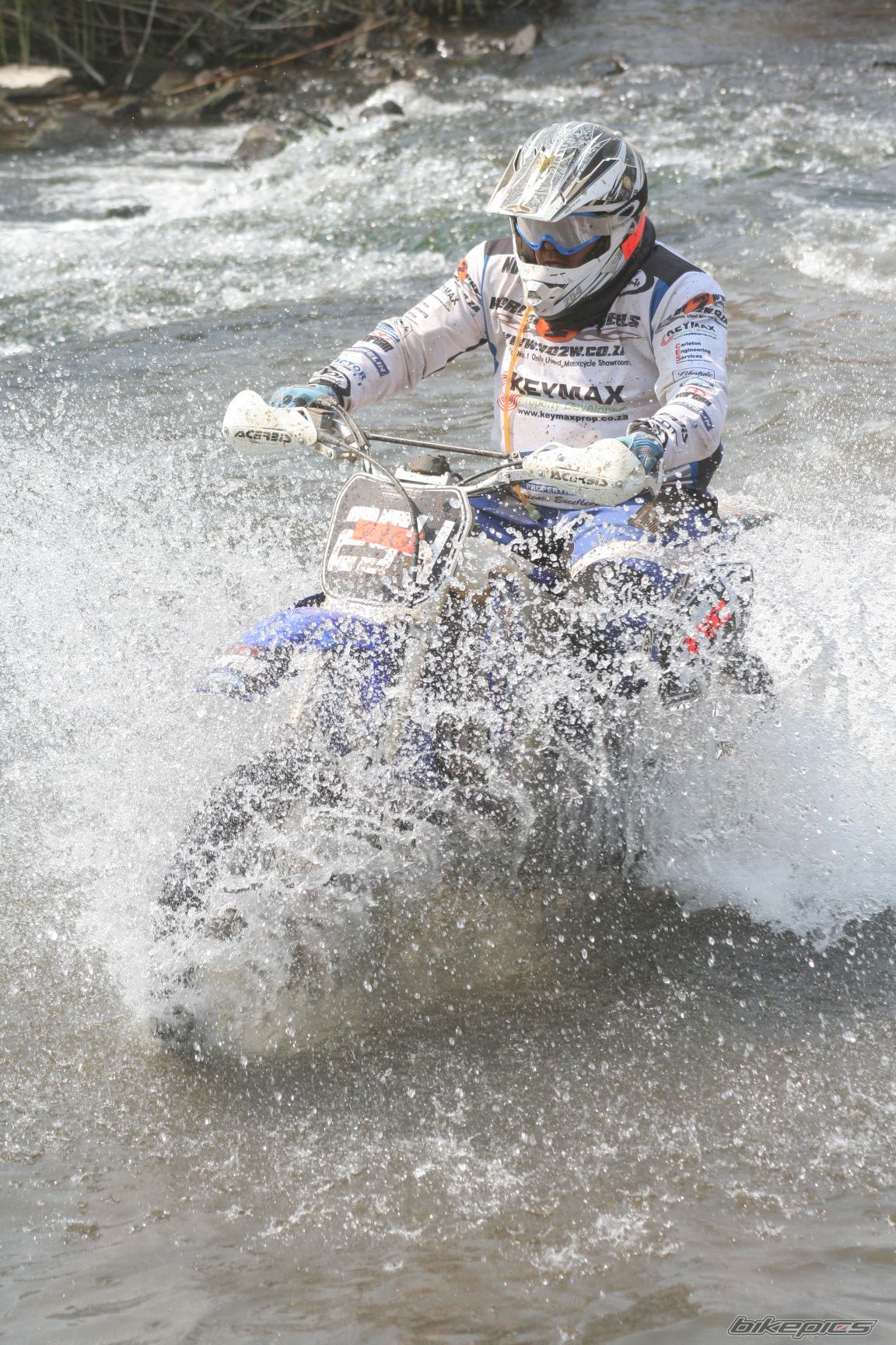Photo 1493713