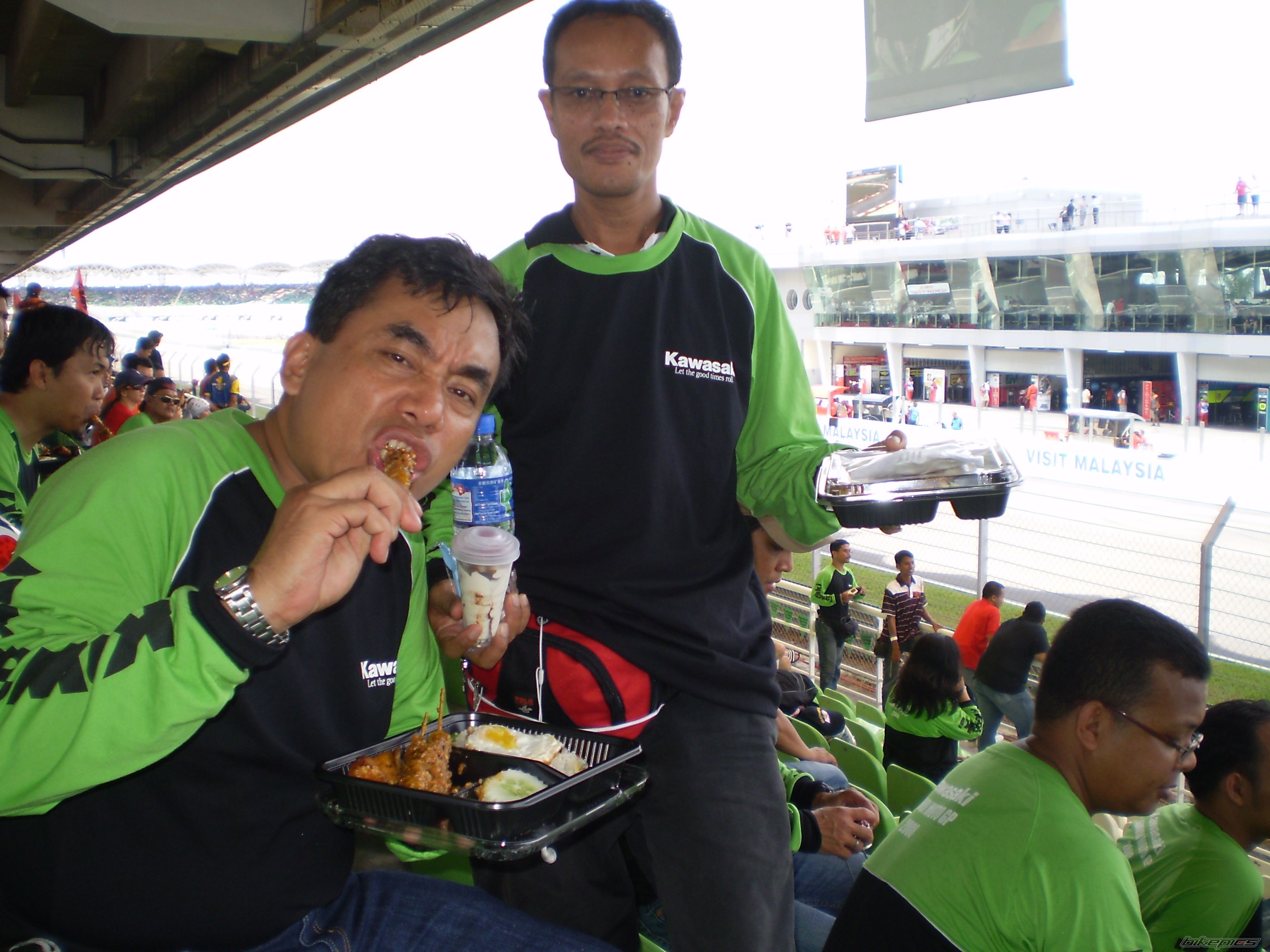 Photo 1493824
