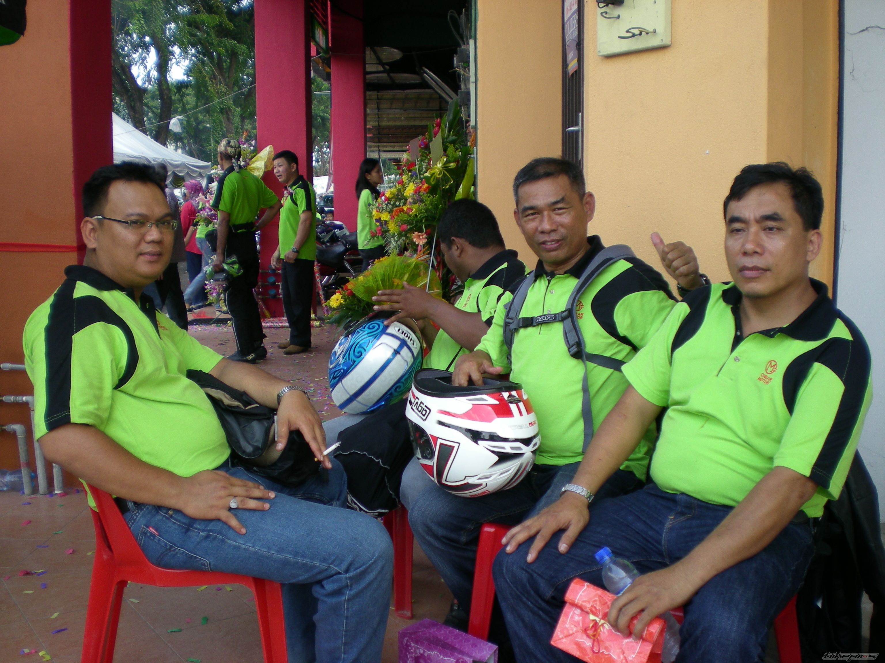 Photo 1493846