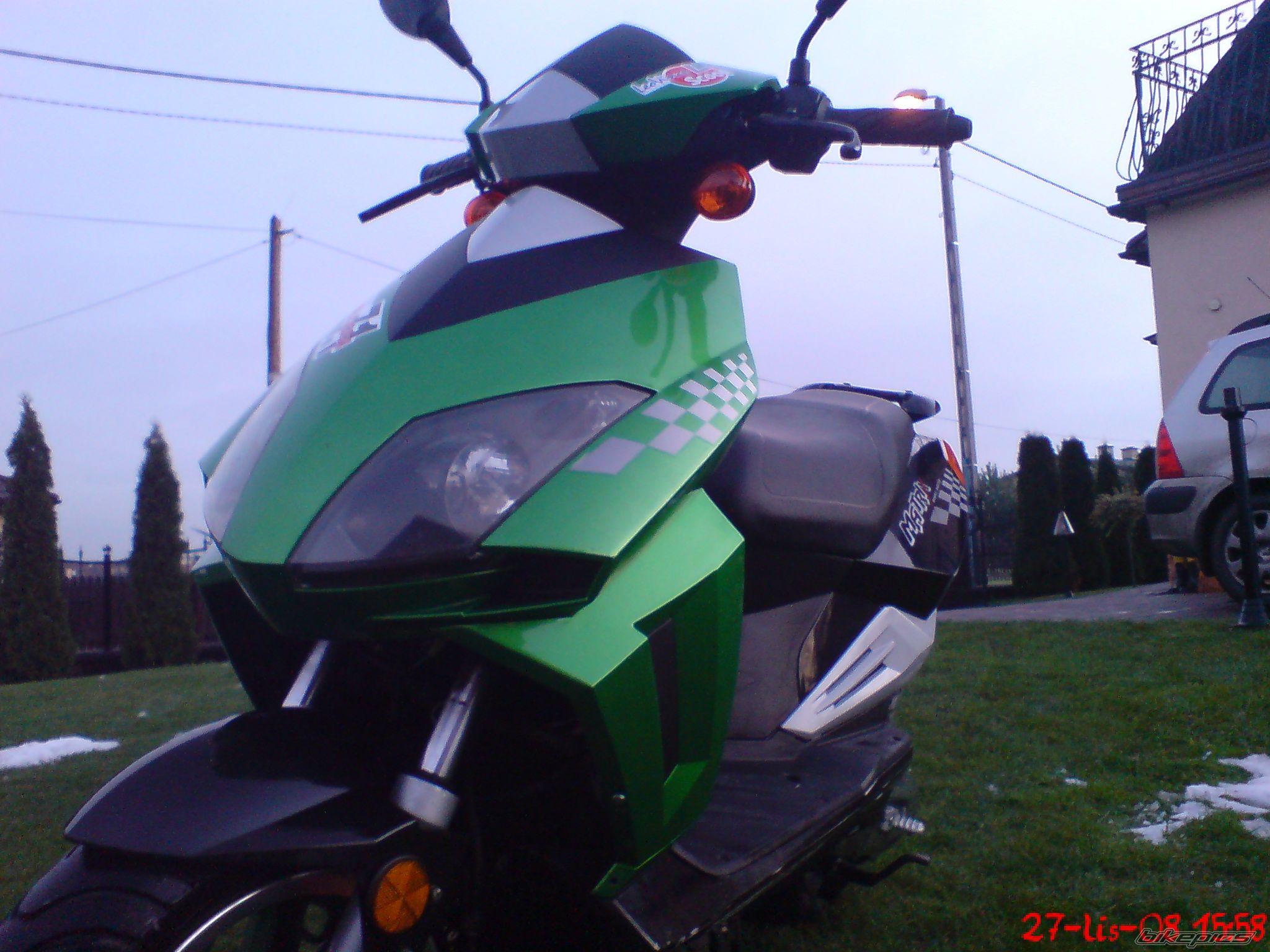Photo 1493858