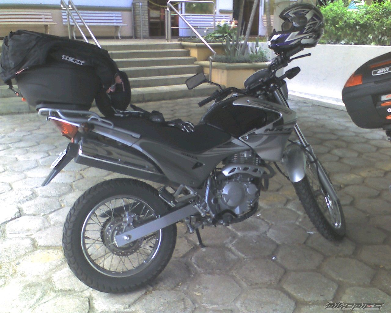 Photo 1494048
